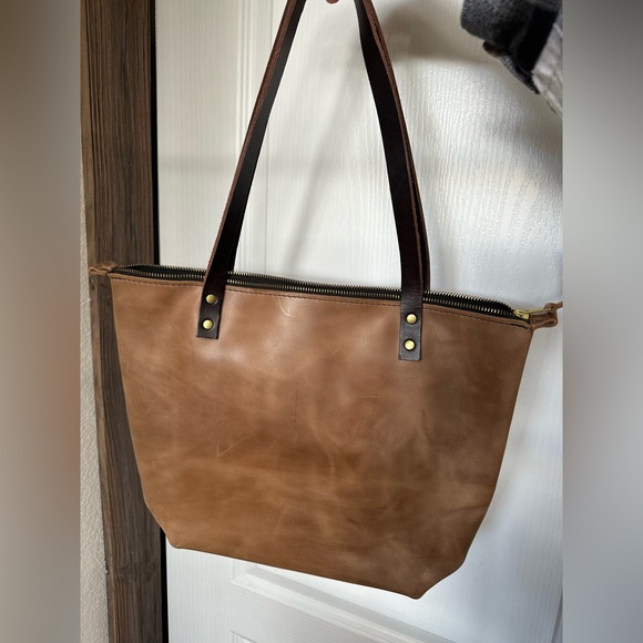 EUC Portland Leather Goods Medium Zip Tote in Rare DC Cappuccino - Picture 2 of 4